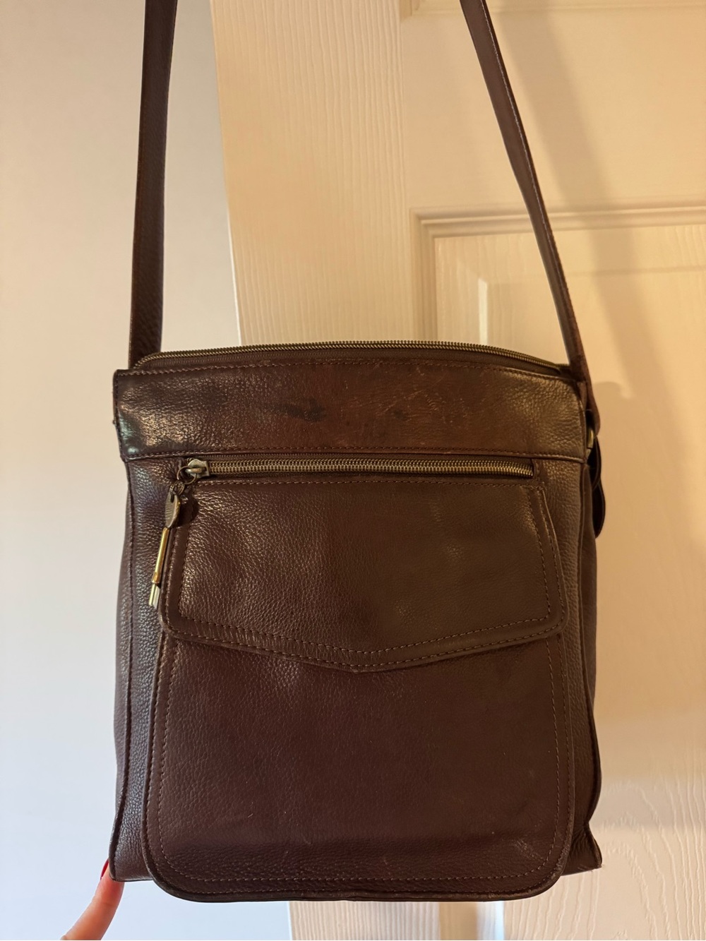 Fossil Genuine Brown Leather Crossbody Bag - Classic Everyday Carry